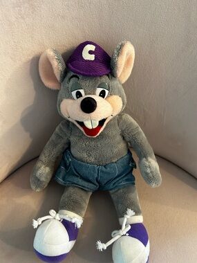 CHUCK E CHEESE PLUSH BASEBALL PLAYER STUFFED 2007